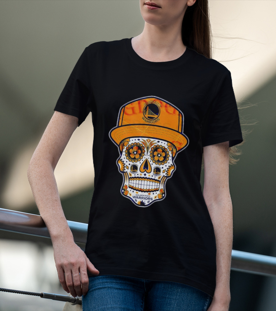 Golden State Warriors Sugar Skull Día De Muertos Cap And Floral T-Shirt