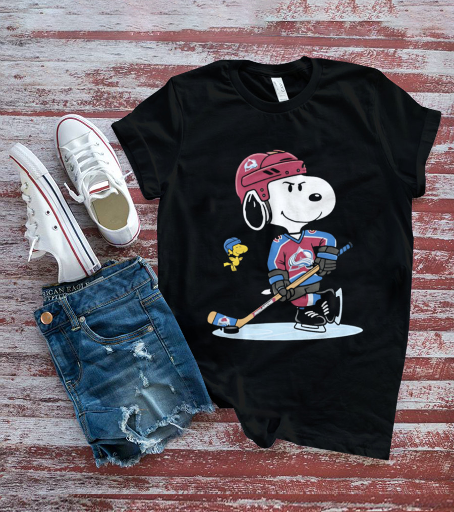 Snoopy Woodstock Colorado Avalanche NHL Hockey Peanuts Collaboration T-Shirt