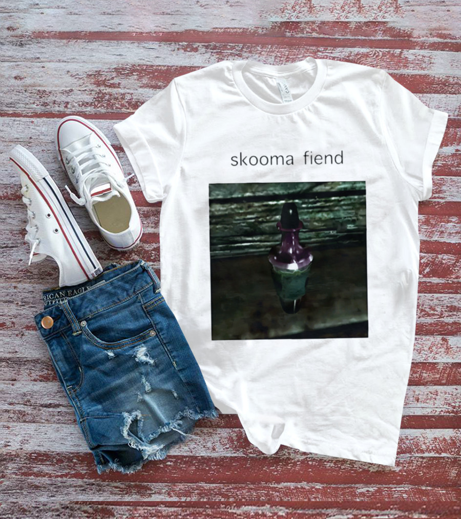 Skooma Fiend Skyrim Potion Character Reference T-Shirt