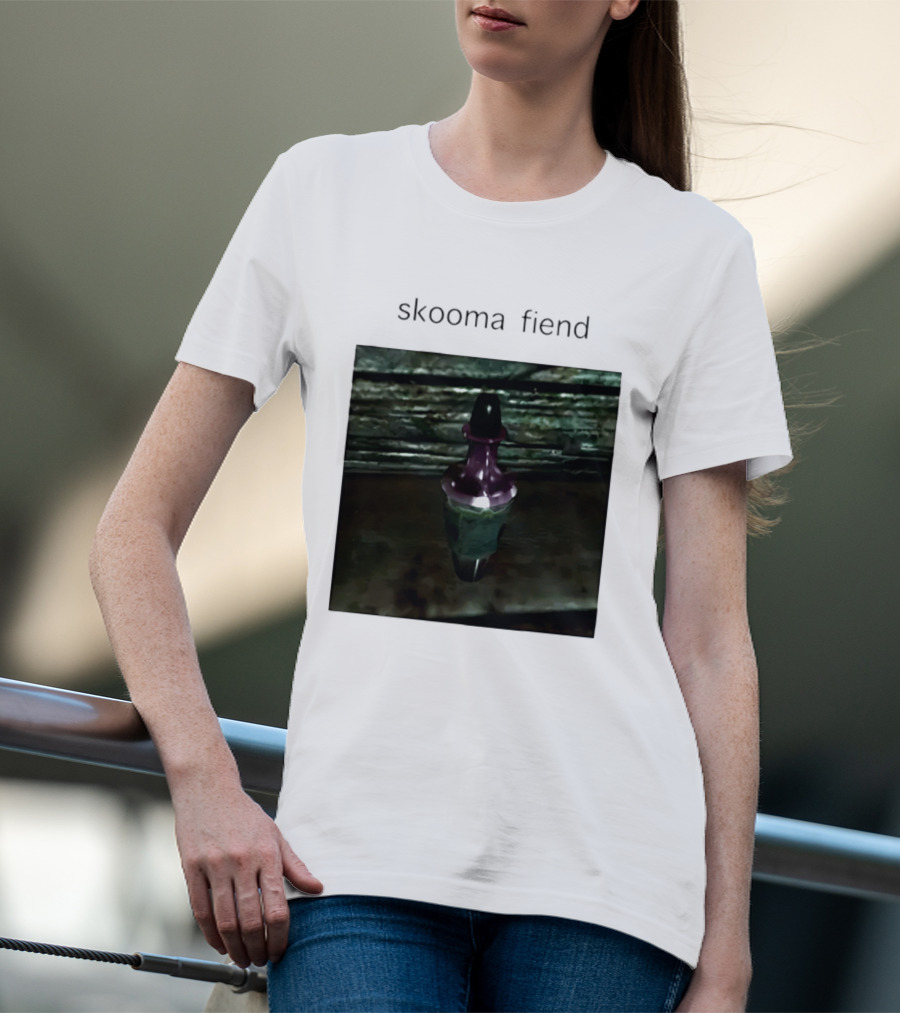 Skooma Fiend Skyrim Potion Character Reference T-Shirt