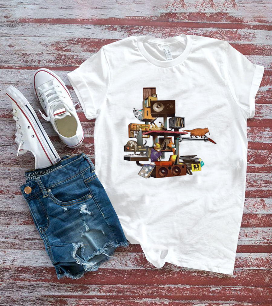 Cats Jamming With Crates And Music Gear T-Shirt