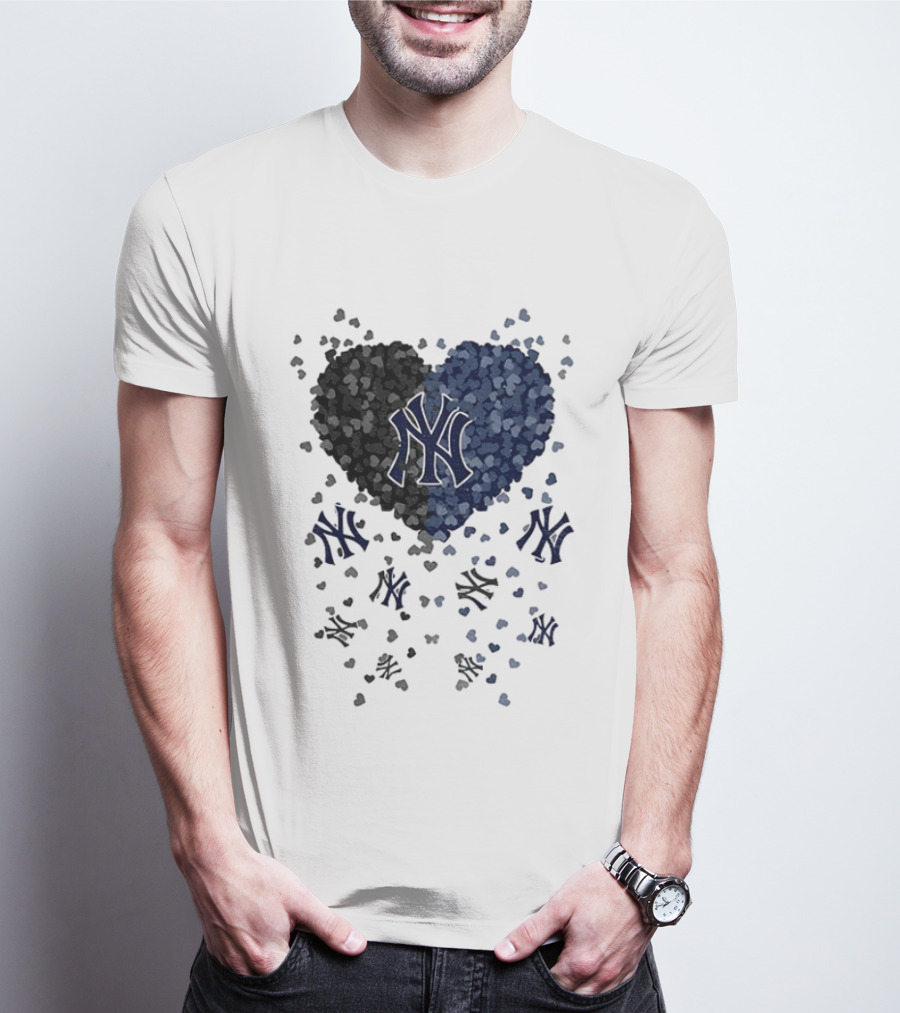 New York Yankees MLB Heart 2026 T-Shirt