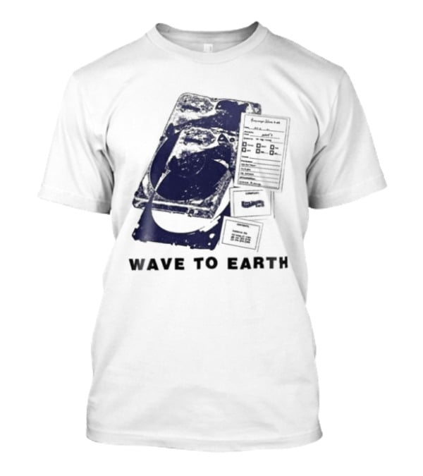 Wave To Earth Vintage Cassette Player Aesthetic T-Shirt
