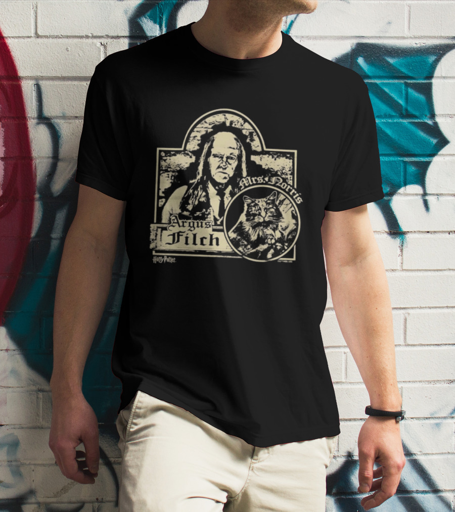 Mr. Argus Filch Và Mrs. Norris Witch World Caretaker And Cat T-Shirt