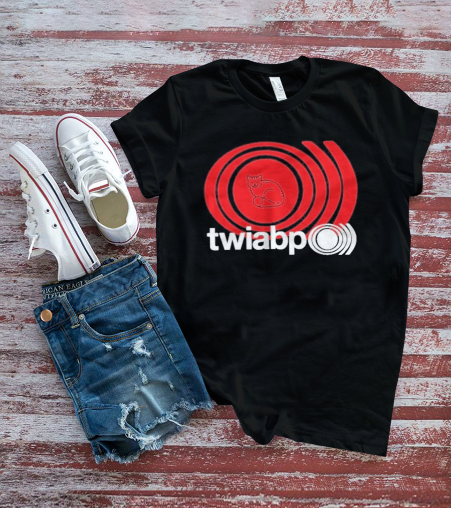 Twiabp Sunn Rip Cat In Red Concentric Circle T-Shirt