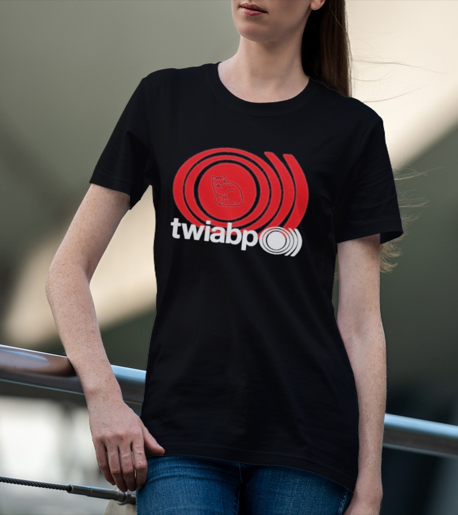 Twiabp Sunn Rip Cat In Red Concentric Circle T-Shirt