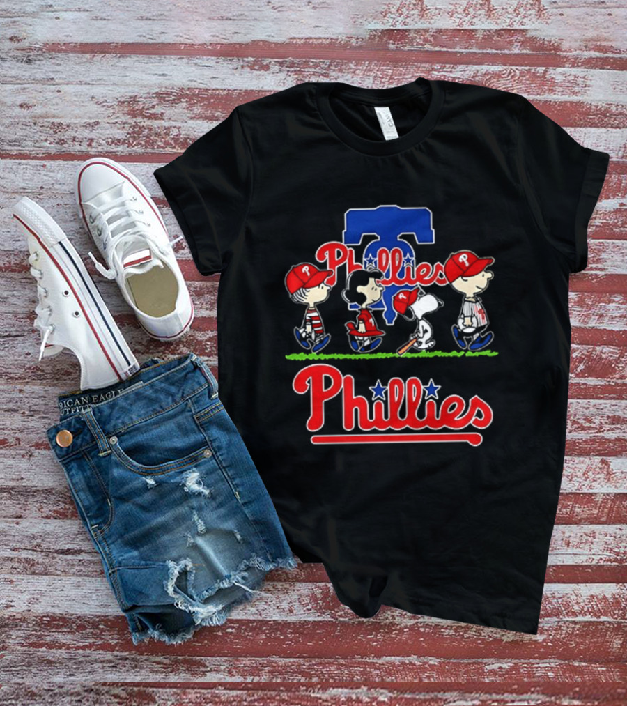 Snoopy Charlie Brown Linus Lucy Phillies Baseball 2026 T-Shirt