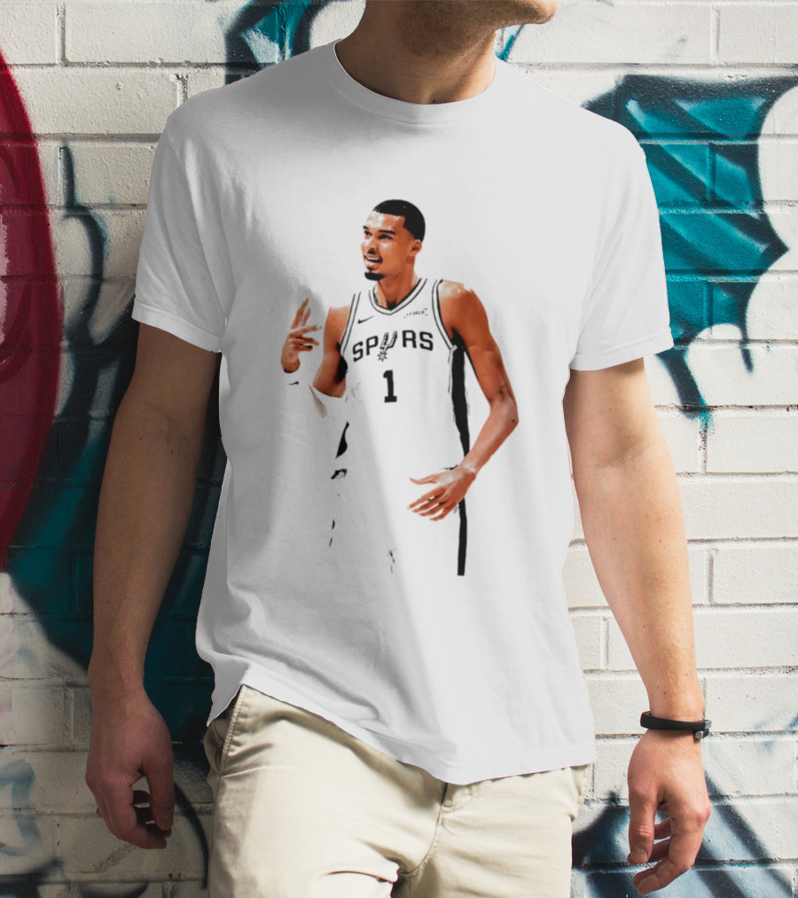 Victor Wembanyama Spurs Number 1 Rock Hand Gesture T-Shirt