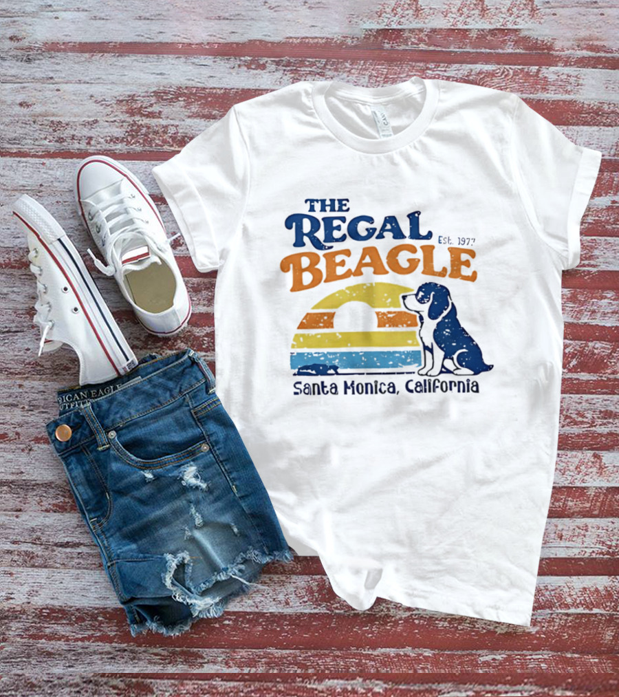 The Regal Beagle Santa Monica California Est 1977 Sunset Dog T-Shirt