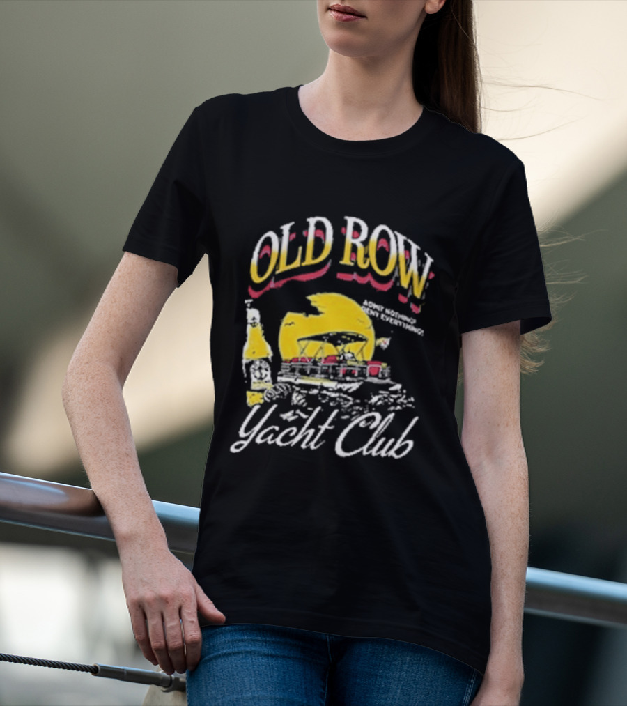Old Row Yacht Club Retro Nautical Theme With Sailboat And Sunset T-Shirt
