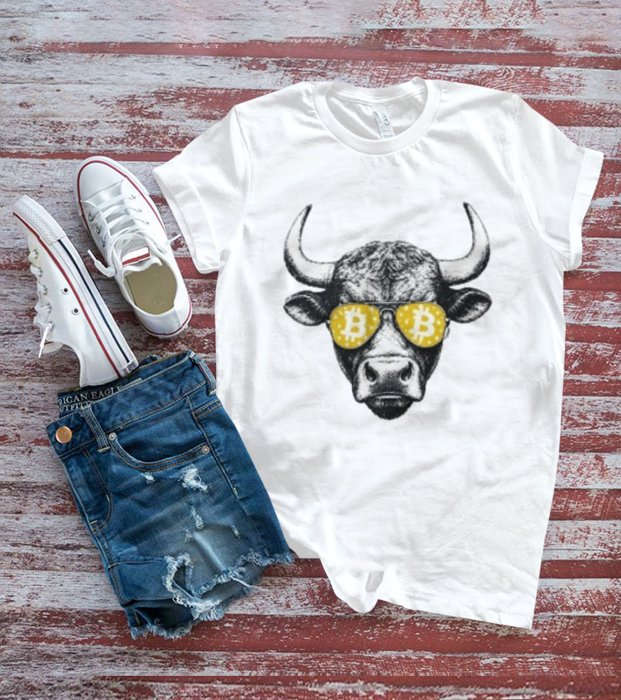 Bitcoin Is For The Bulls Cryptocurrency Enthusiast T-Shirt