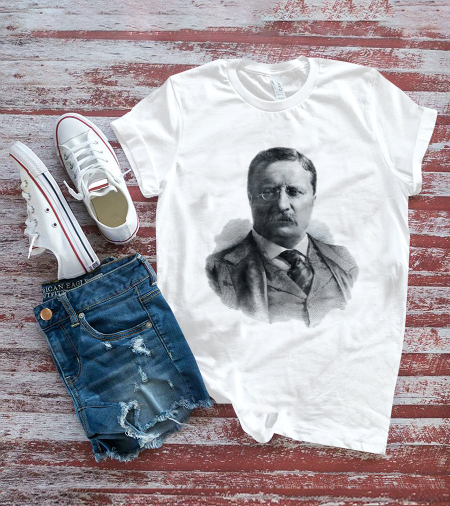 Theodore Roosevelt Engraving President USA Iconic Historical Figure T-Shirt
