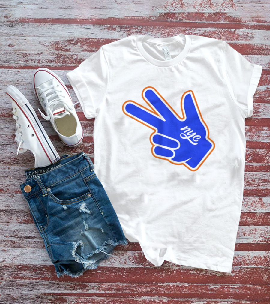 New York Knicks NYC Basketball Peace Sign Three Pointer T-Shirt