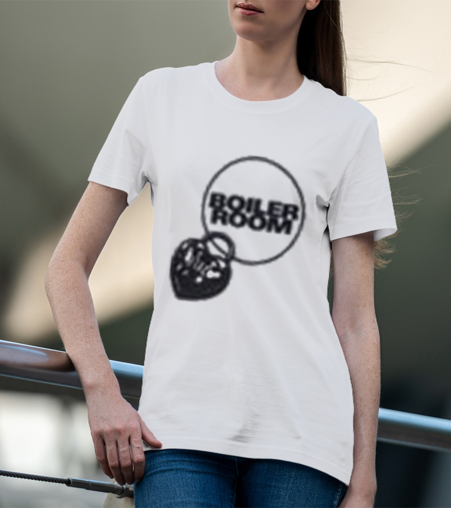 Paris Lovers Boiler Room Heart Lock T-Shirt