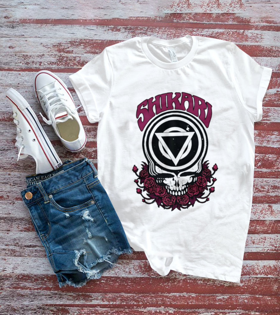 Shikari Triangle Skull Roses T-Shirt