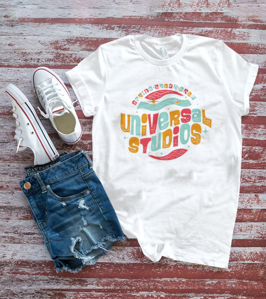 Universal Studios Spring Break Crew Retro Wave T-Shirt