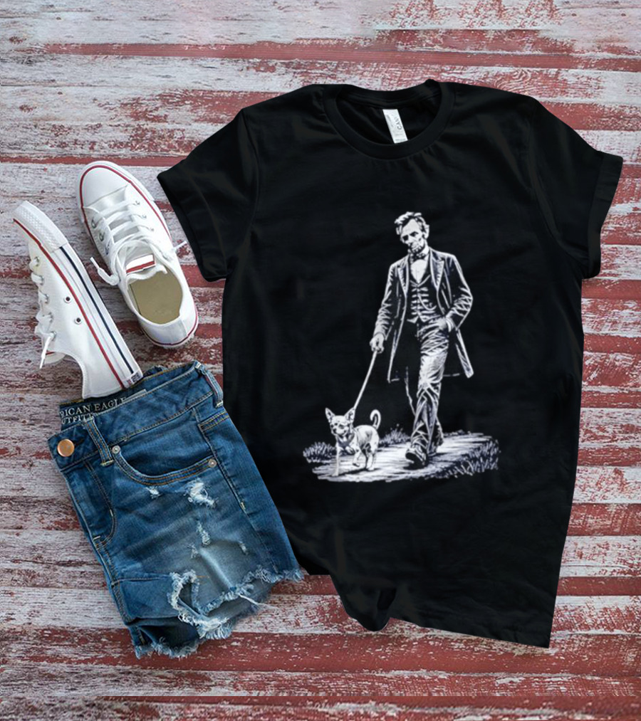 Abraham Lincoln Walking Chihuahua For USA 250th Anniversary Celebration T-Shirt