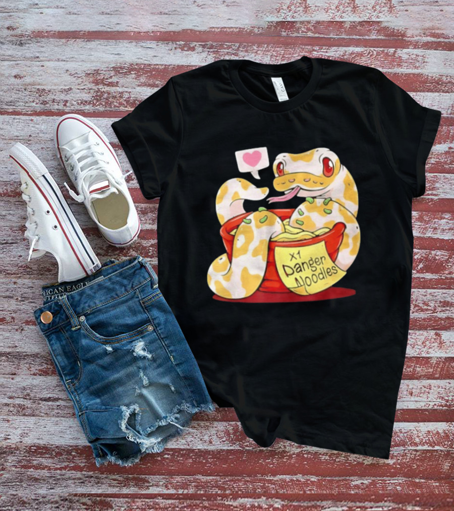 Snake Love X1 Danger Noodles Cartoon Cute Snake With Heart Speech Bubble T-Shirt