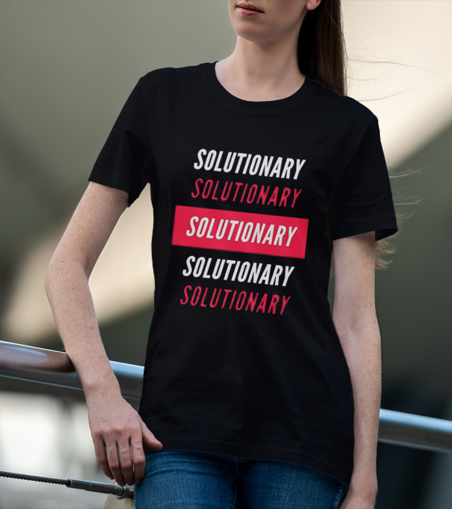 SOLUTIONARY Bold Text Print T-Shirt