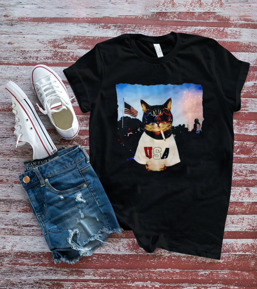 USA Cat With American Flag Sunglasses Smoking Fireworks T-Shirt