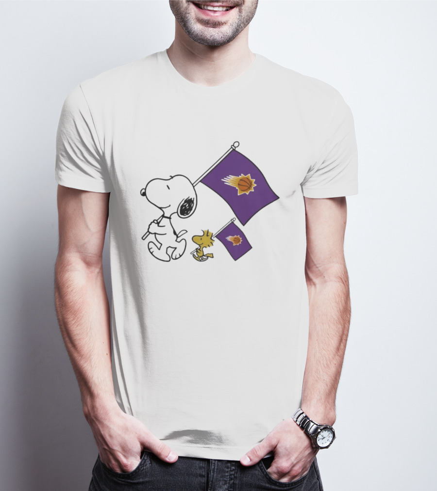 Phoenix Suns Snoopy Woodstock Holding Basketball Flag T-Shirt