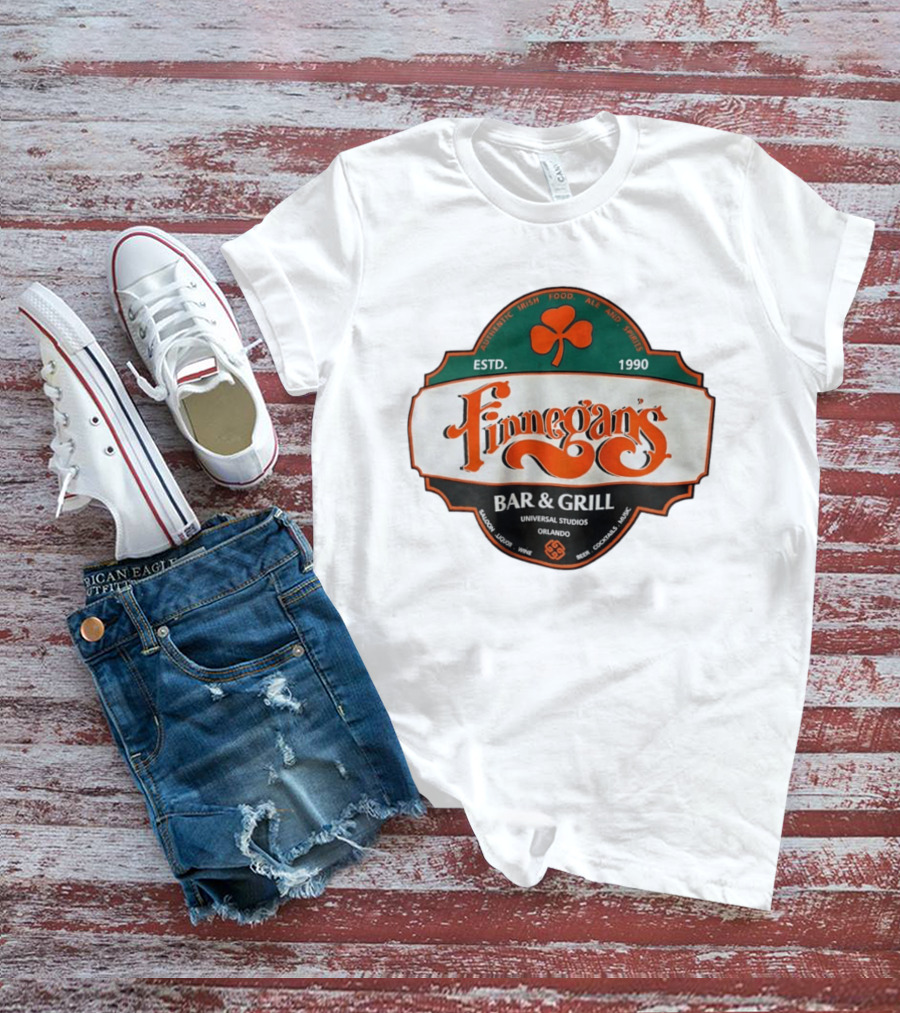 Finnegan's Bar & Grill Authentic Irish Food Ale Spirits Universal Studios Orlando Estd 1990 T-Shirt