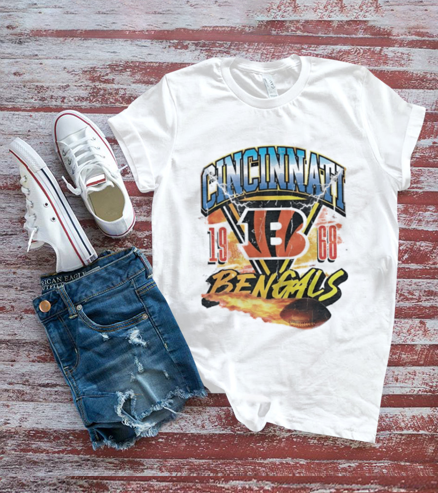 Cincinnati Bengals 1968 Flaming Football Vintage NFL T-Shirt