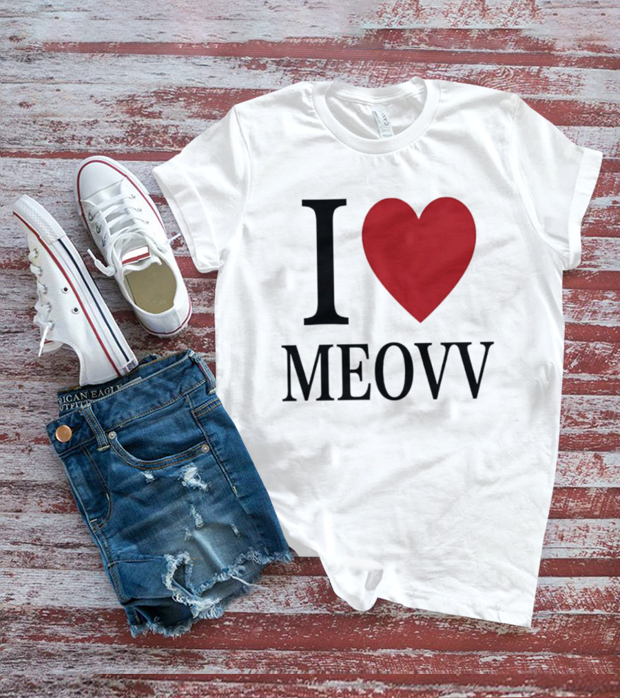 I Heart Meovv T-Shirt