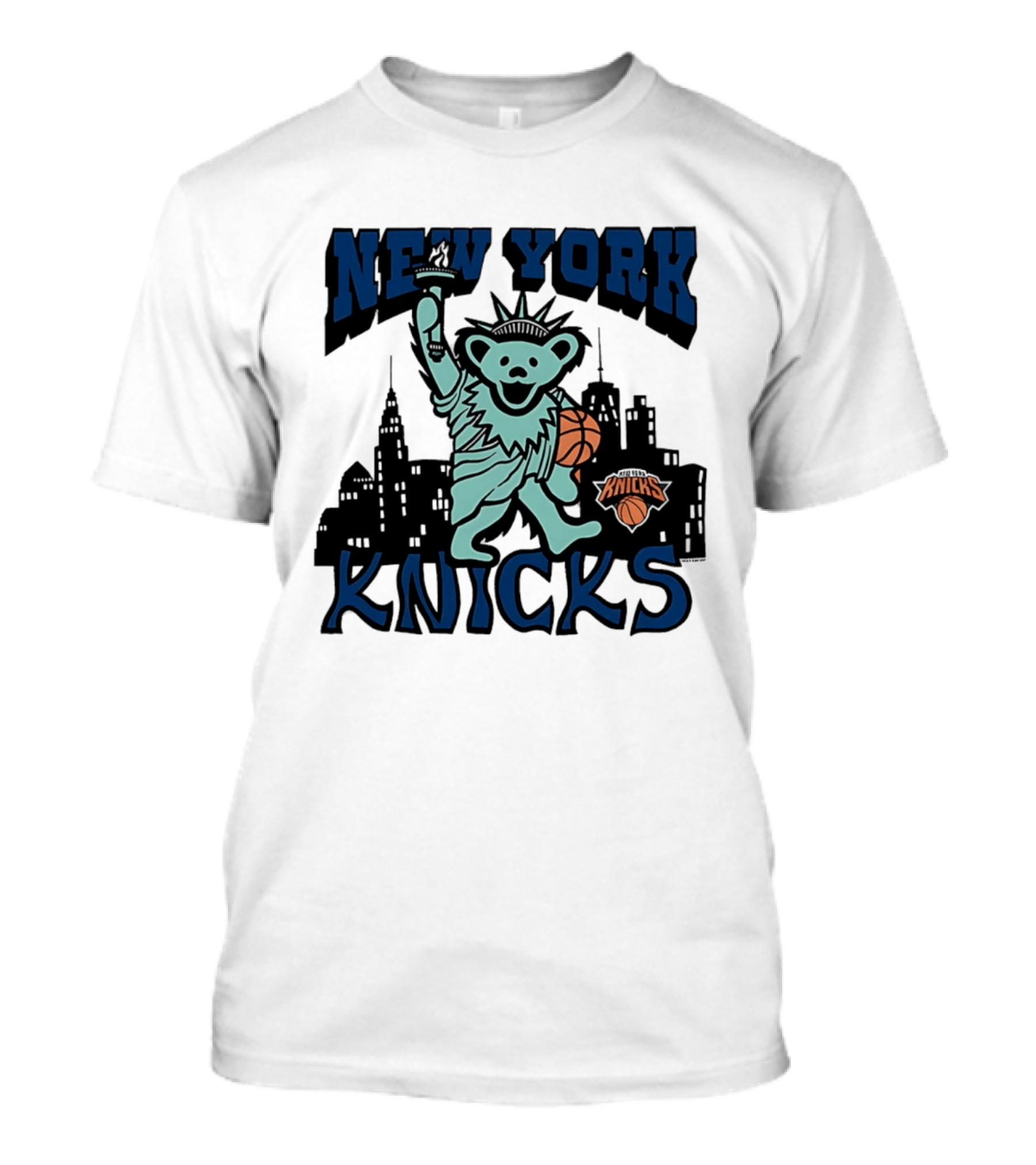 New York Knicks Bear Statue Of Liberty Basketball Skyline T-Shirt