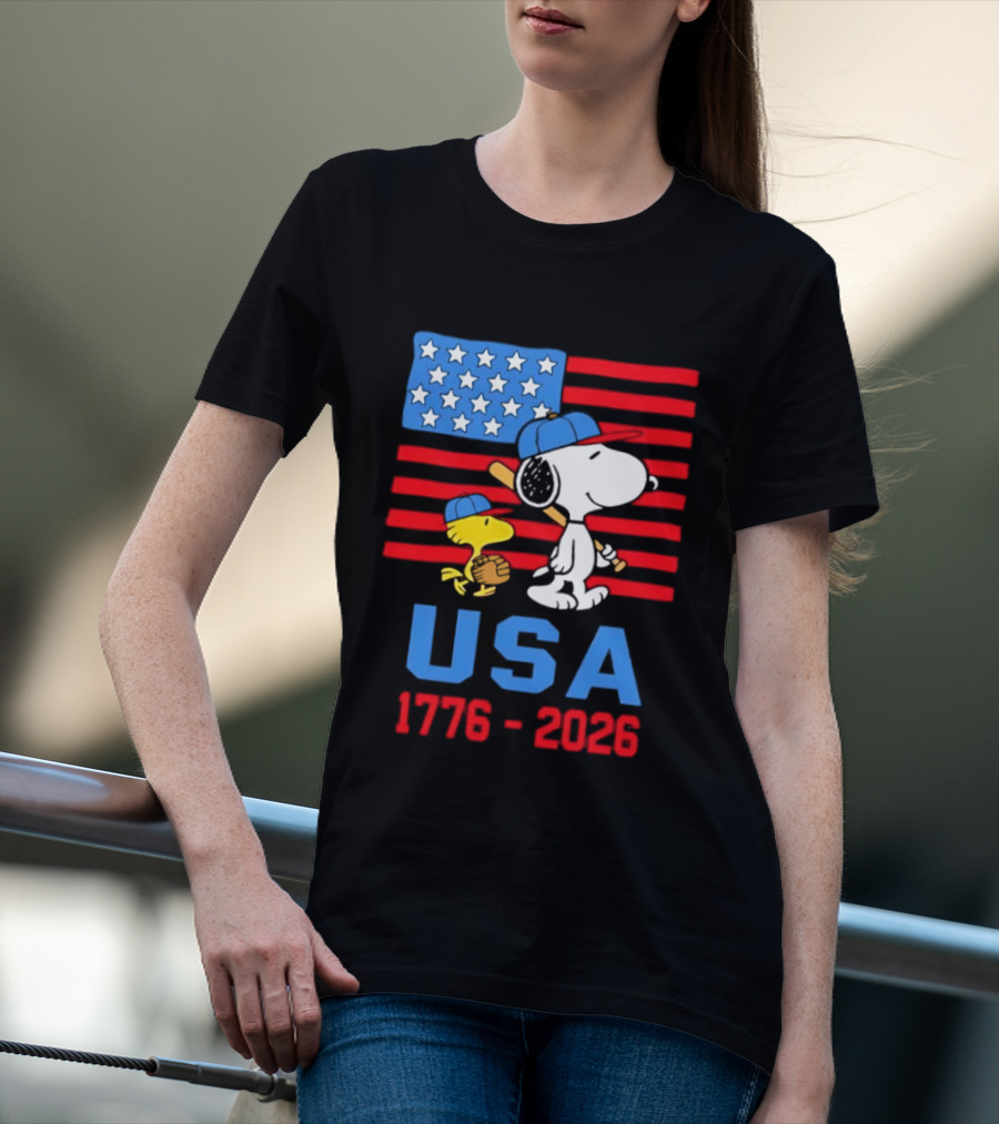 Snoopy Woodstock Peanuts USA Baseball American Flag 1776 2026 T-Shirt