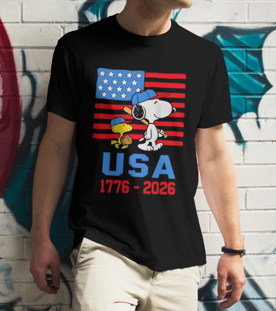 Snoopy Woodstock Peanuts USA Baseball American Flag 1776 2026 T-Shirt