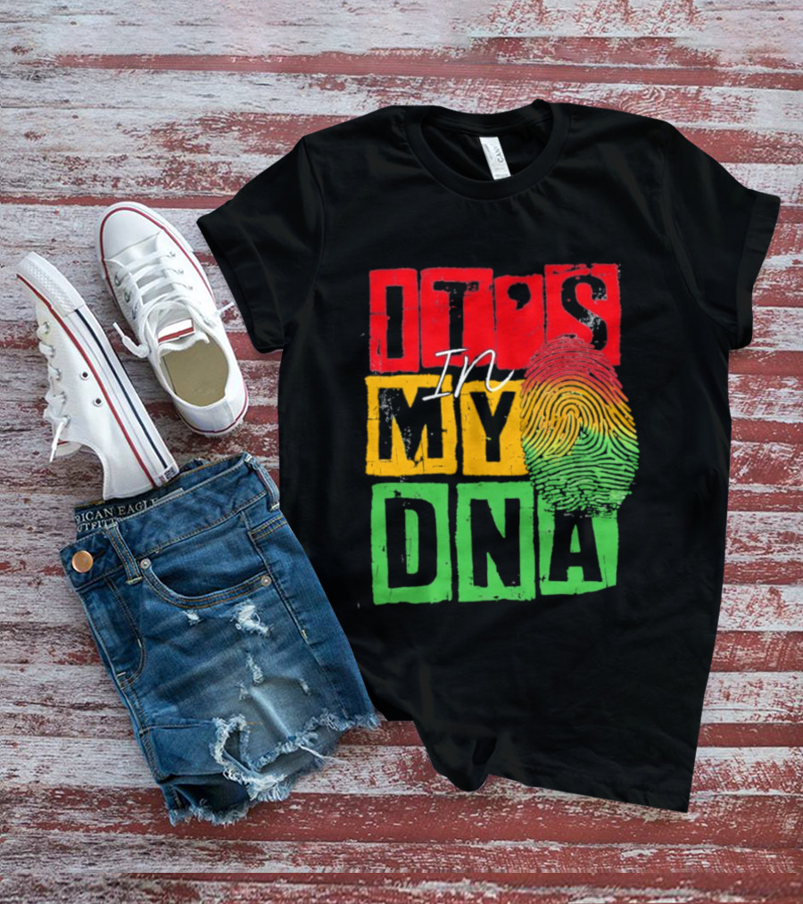 Juneteenth Black Queen It's In My DNA Fingerprint Red Yellow Green T-Shirt