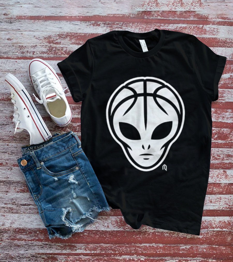 San Antonio Spurs Wemby Basketball Alien Face T-Shirt