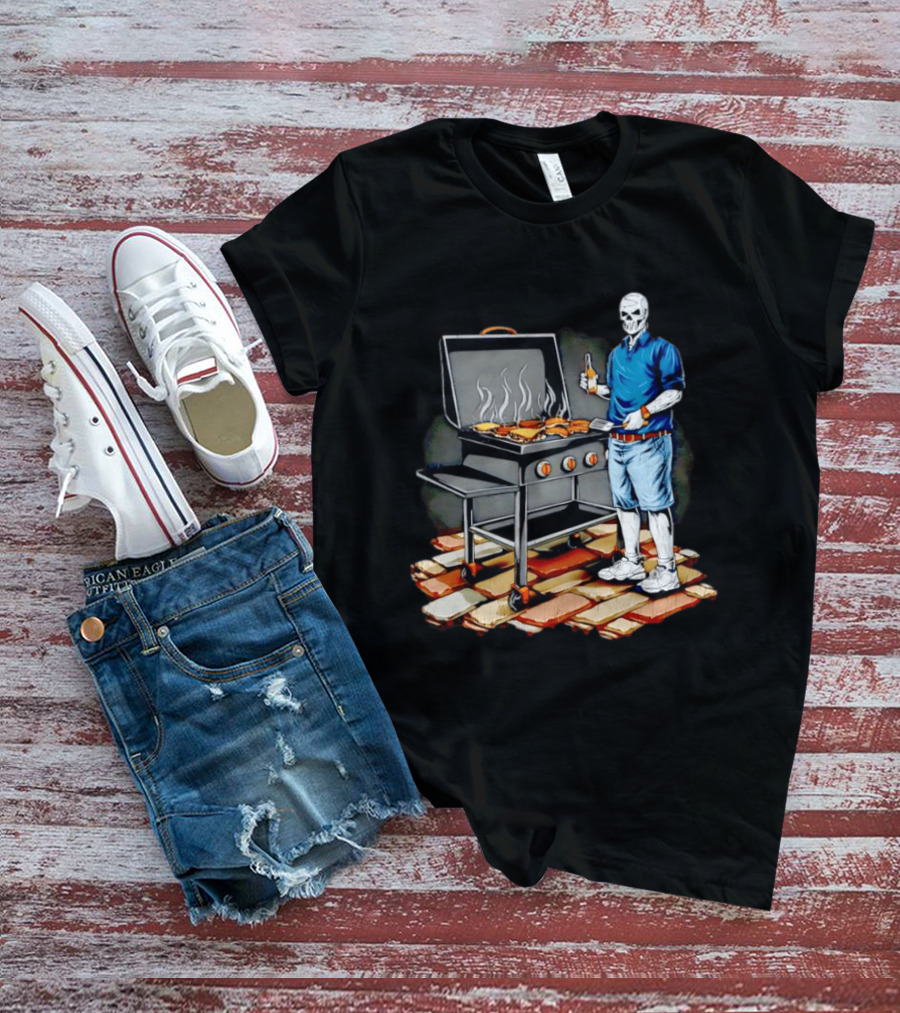 Skeleton Grilling BBQ With Beer And Burgers T-Shirt