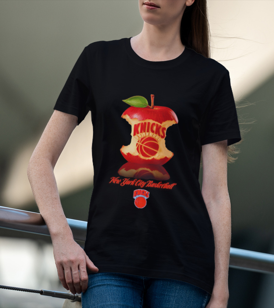 Knicks New York City Basketball Court Apple T-Shirt