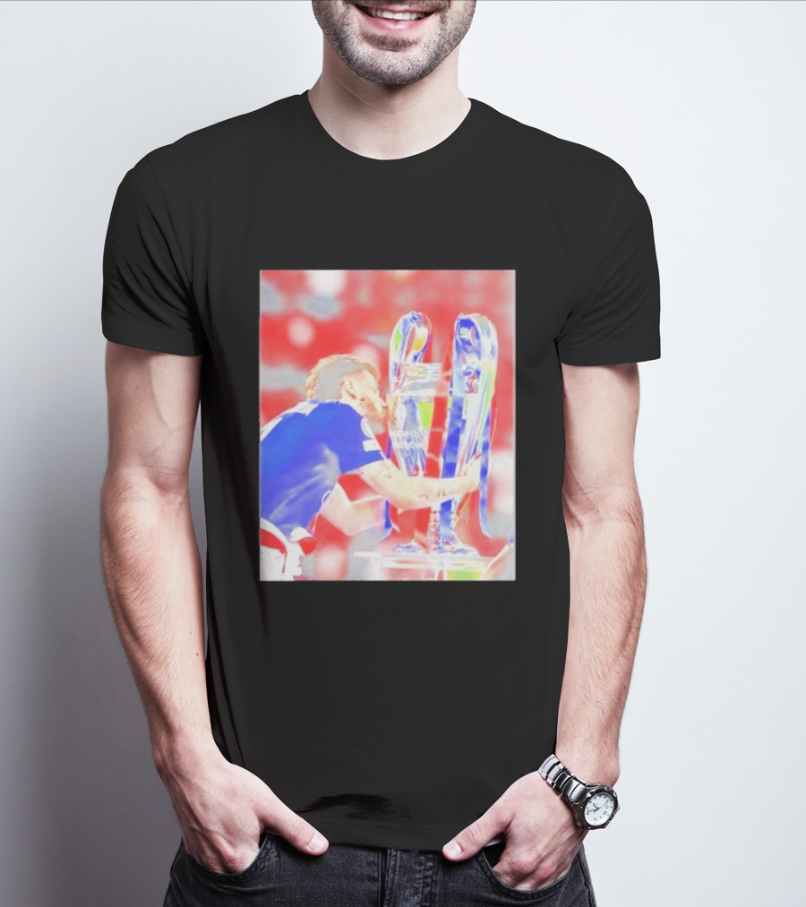 Khvicha Kvaratskhelia PSG UEFA Champions League Trophy Celebration T-Shirt