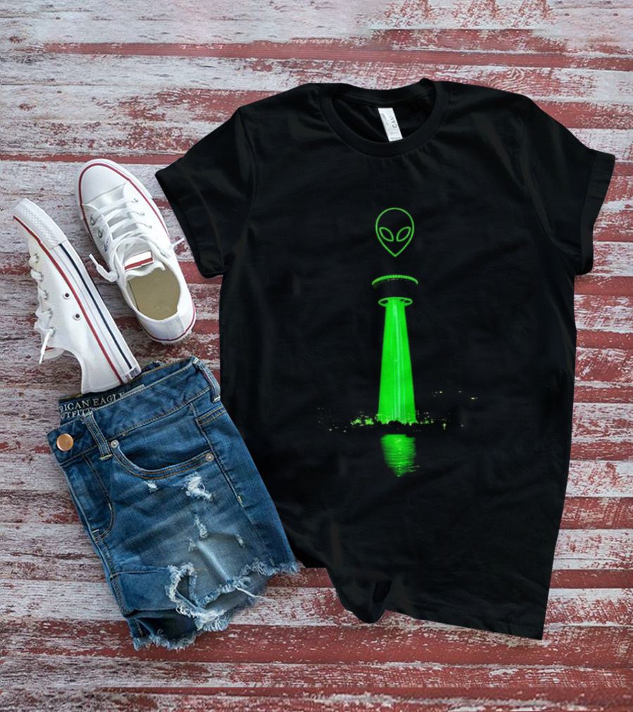 Victor Wamby Alien Spaceship Calgary Tower Abduction UFO Green Glow T-Shirt