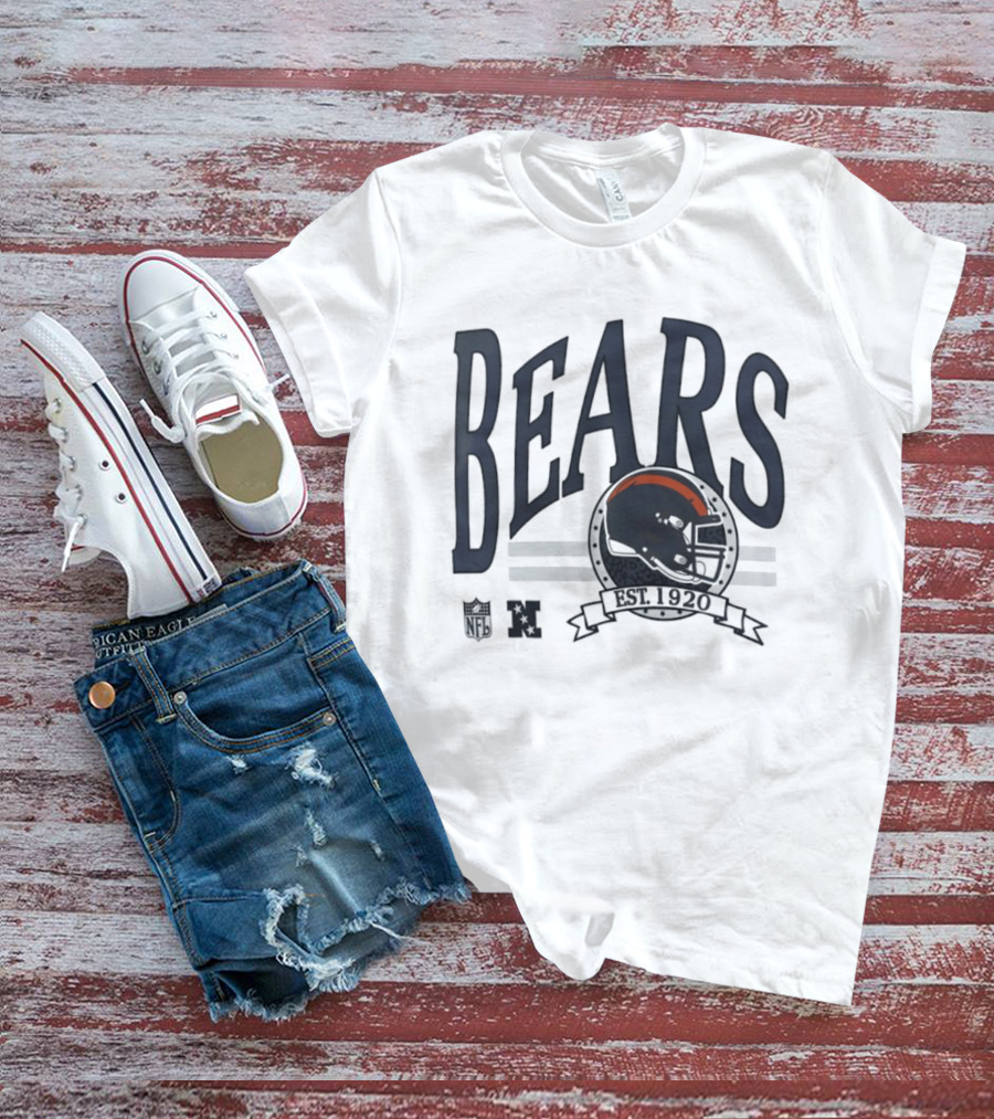 Bears Est 1920 Chicago Helmet Football NFL NFC T-Shirt