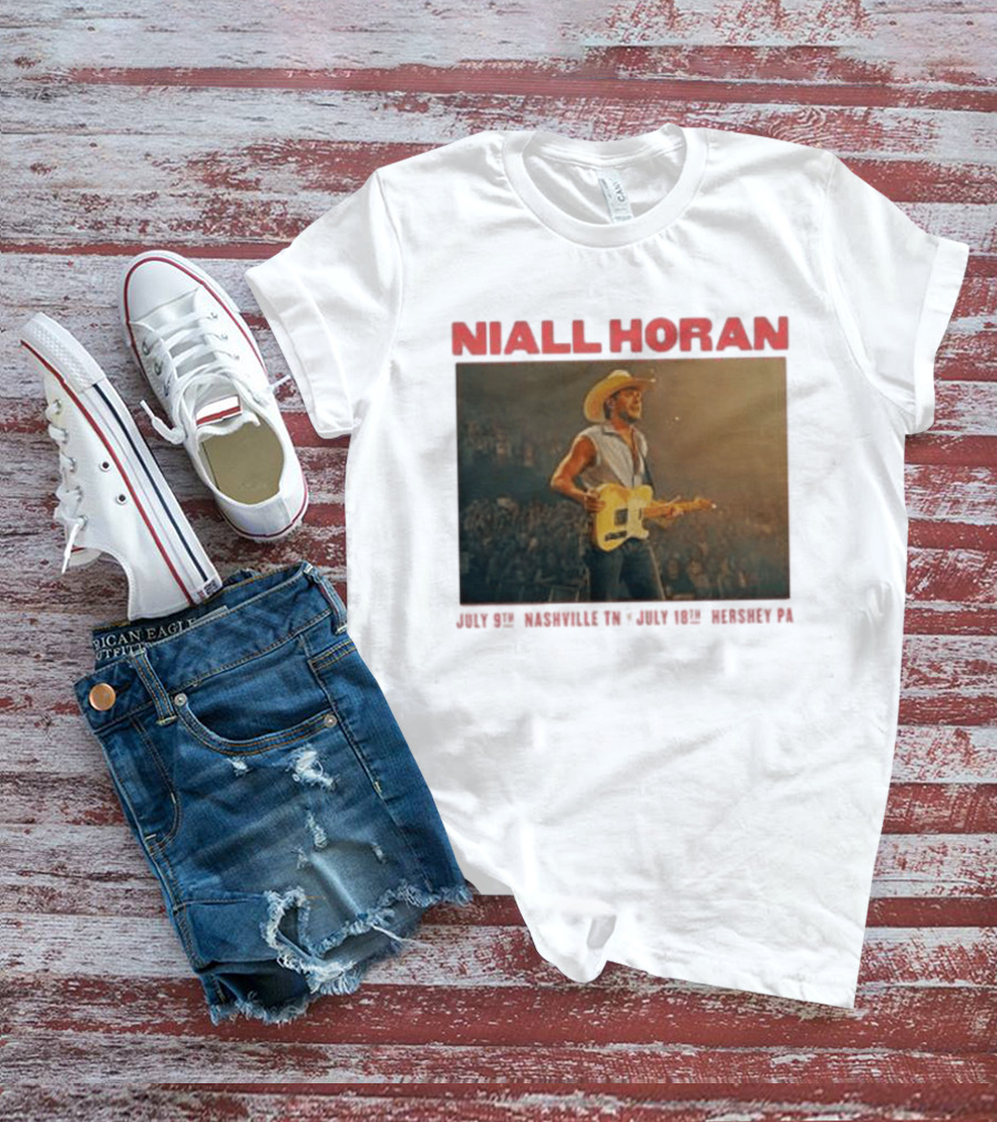 Niall Horan Live Performance Cowboy Hat Guitar Dallas Texas Event T-Shirt