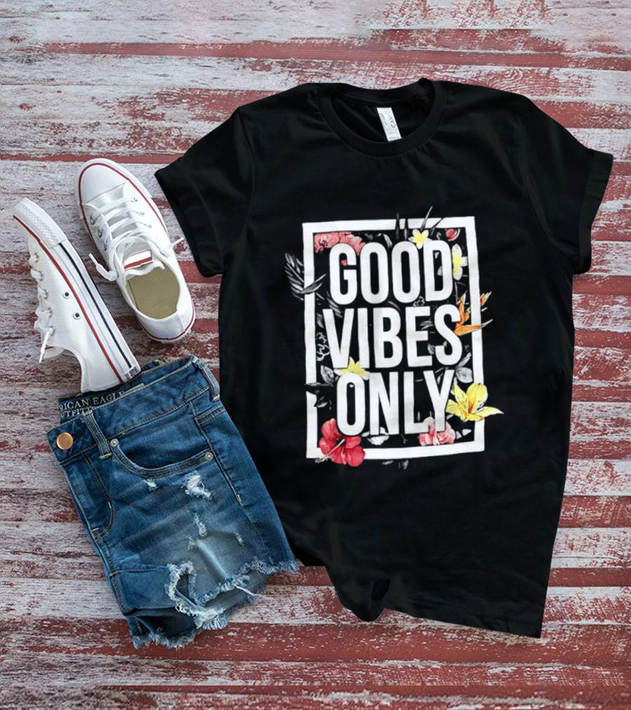 Alana Thompson Good Vibes Only Floral T-Shirt