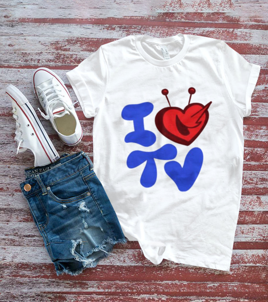 I Love TV Blue Red Heart Antenna T-Shirt