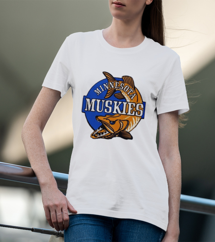 Minnesota Muskies Fishing Muskie T-Shirt