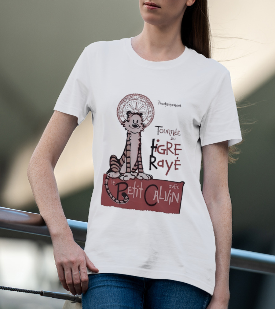 Tournée Du Tigre Raye Le Petit Calvin Avec Hobbes T-Shirt