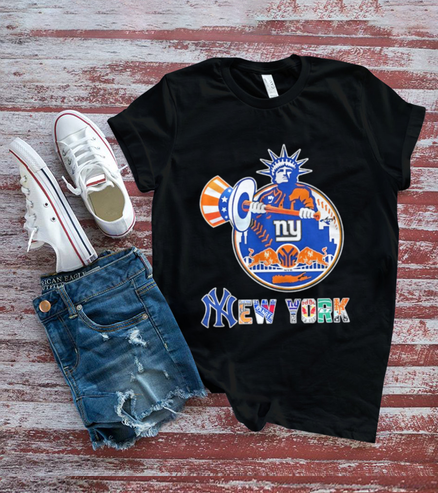 New York Liberty Skyline Sports Teams Knicks Mets Yankees T-Shirt