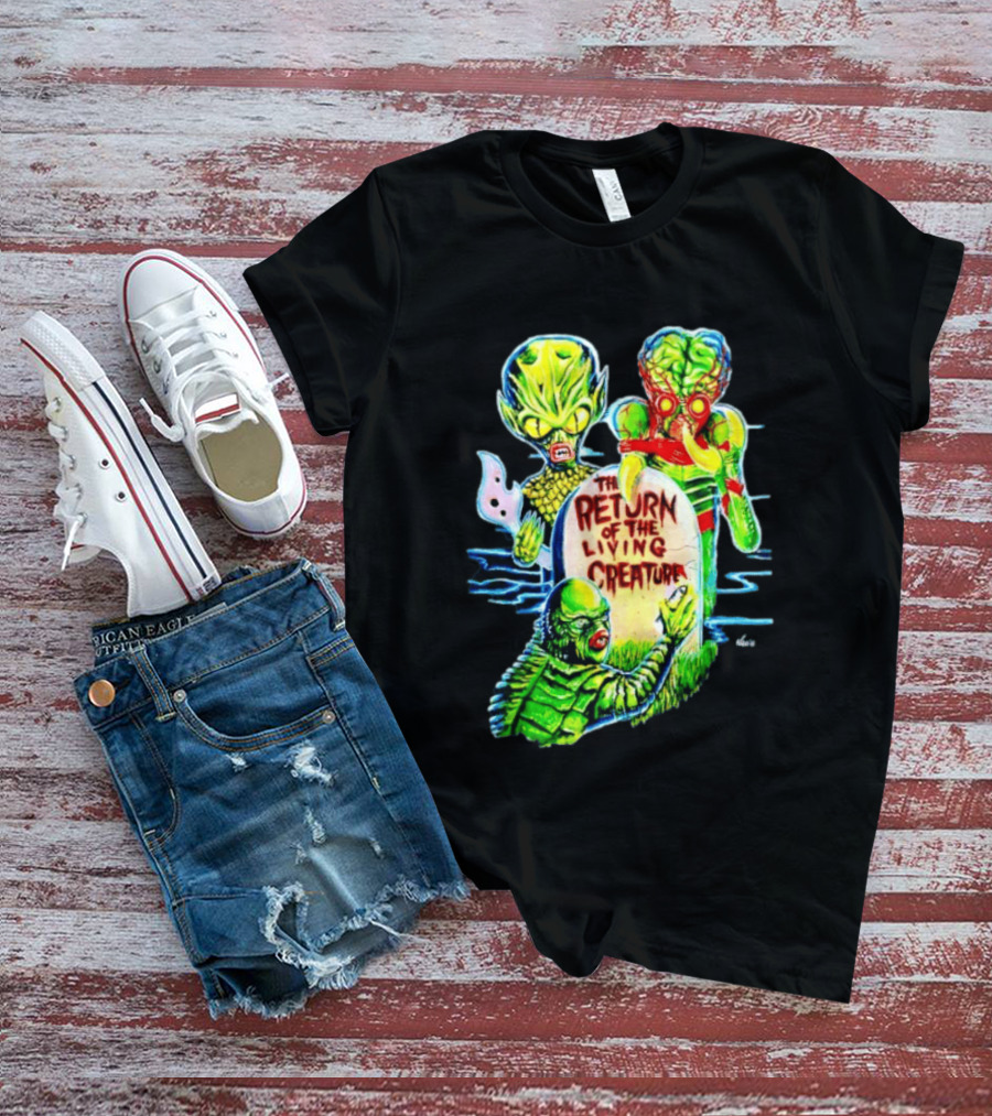The Return Of The Living Creature Horror Movie Monsters And Tombstone Scene T-Shirt
