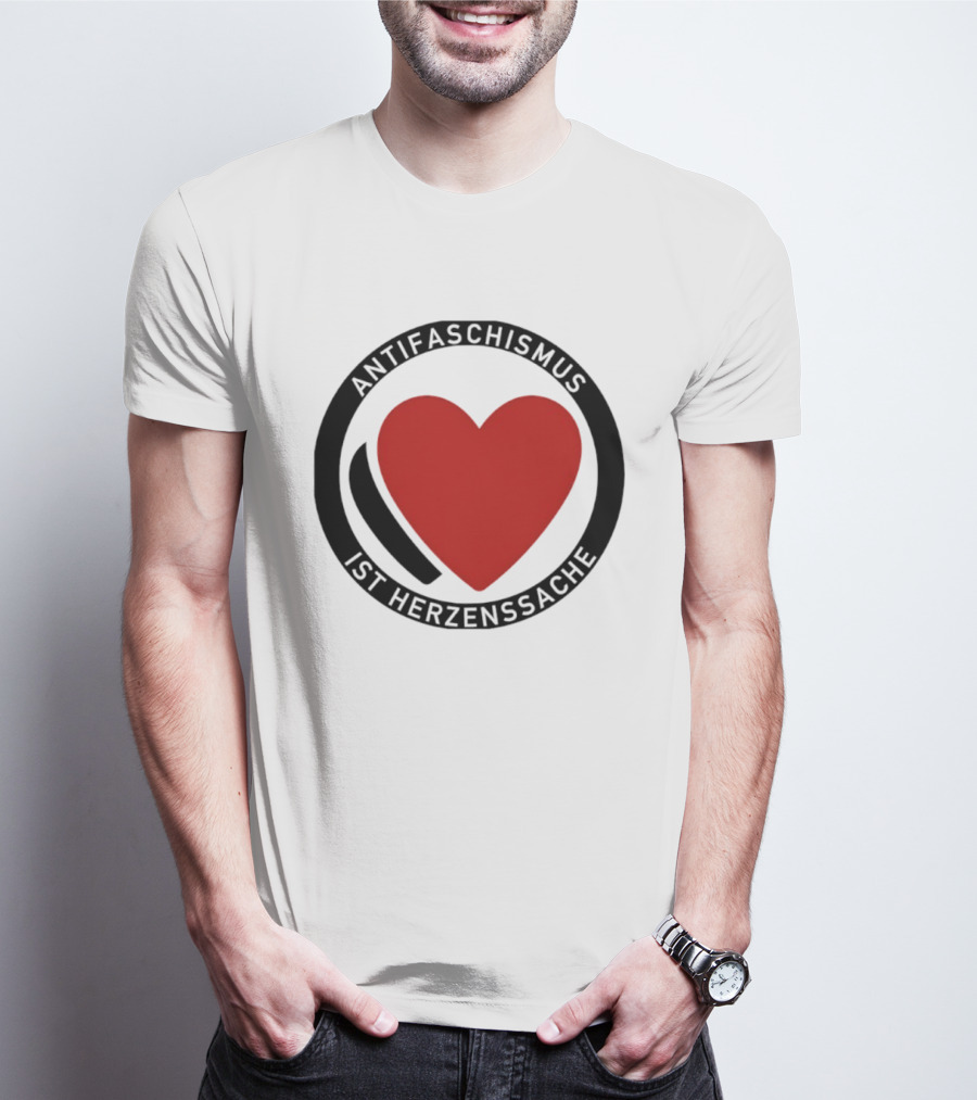 Antifaschismus Ist Herzenssache Symbol Rotes Herz Antifa T-Shirt
