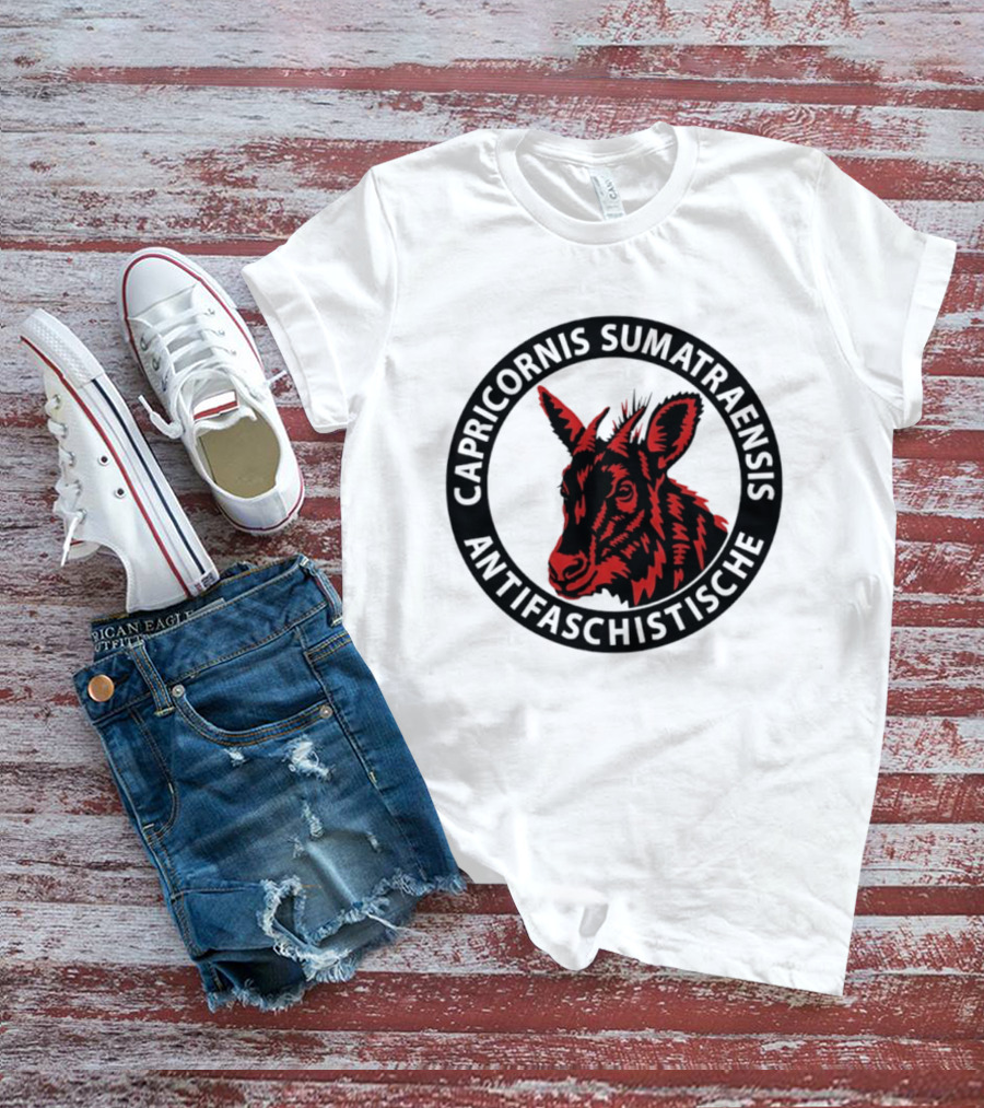 Capricornis Sumatraensis Antifaschistische Red Goat T-Shirt