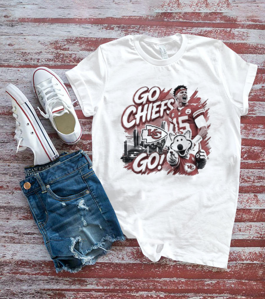 Go Chiefs Go Patrick Mahomes KC Wolf Kansas City Chiefs T-Shirt