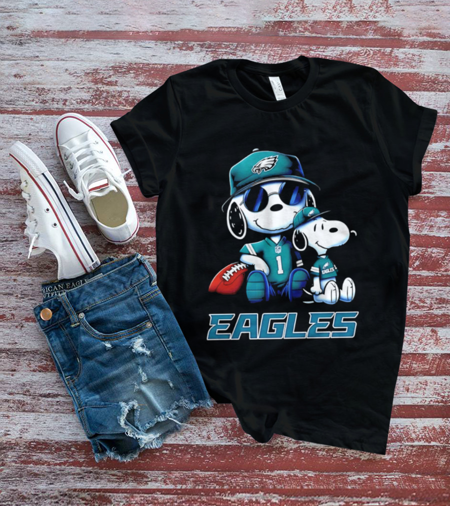 Snoopy Eagles Philadelphia Football 2026 T-Shirt