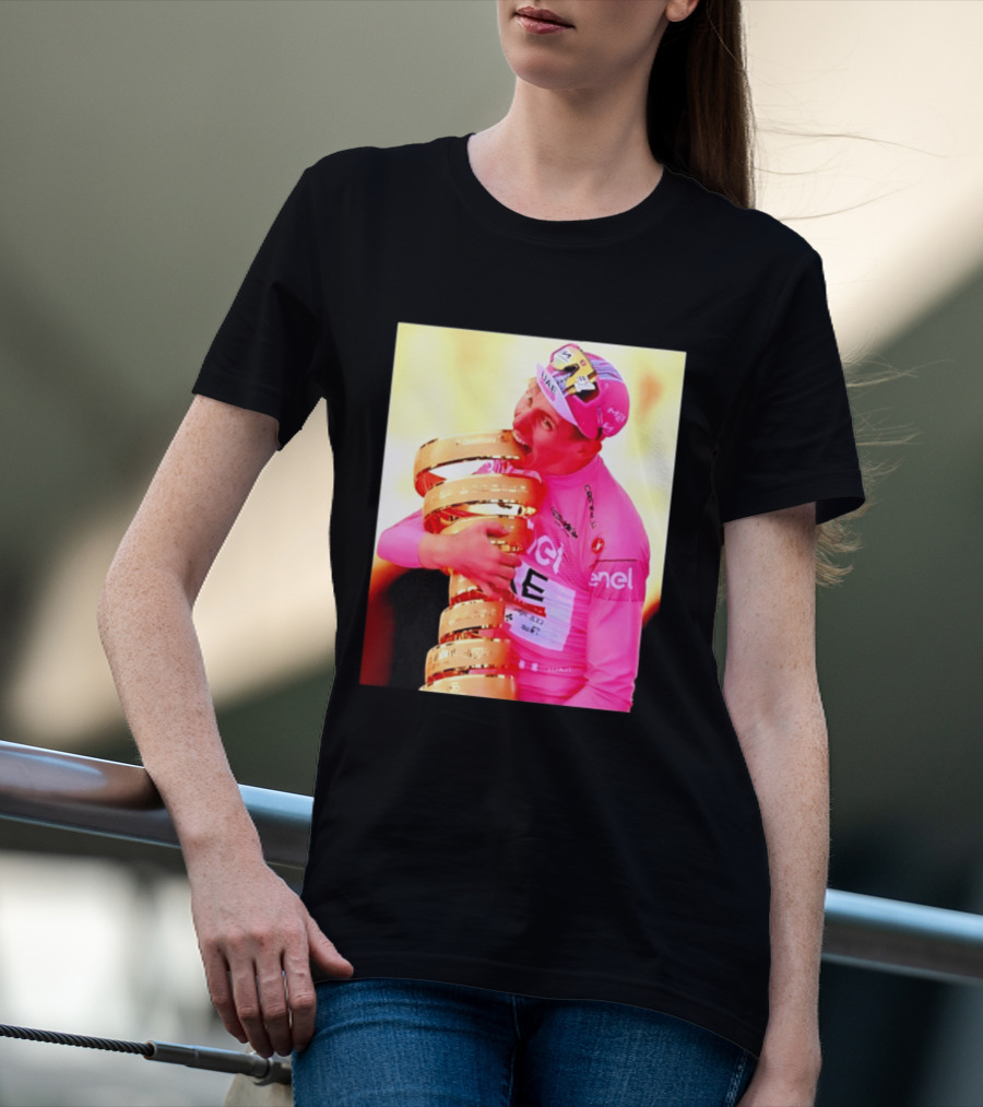 Tadej Pogacar 2024 Giro D'Italia Trophy Celebration In Pink Jersey T-Shirt